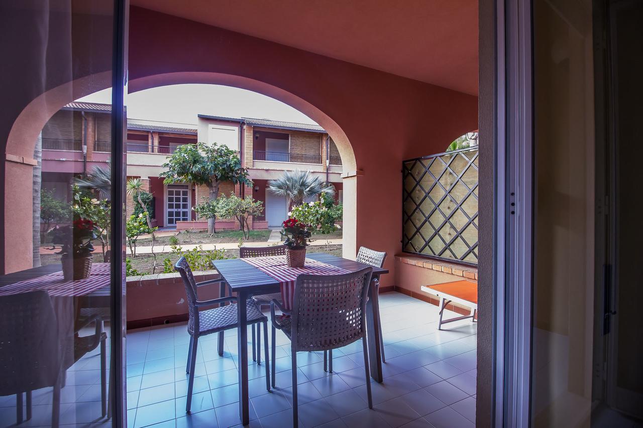 Residence Del Mare Casesicule Santa Maria Del Focallo Exterior photo